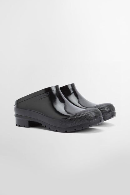 The Edit by Alexa Christie Clogs - BLACK