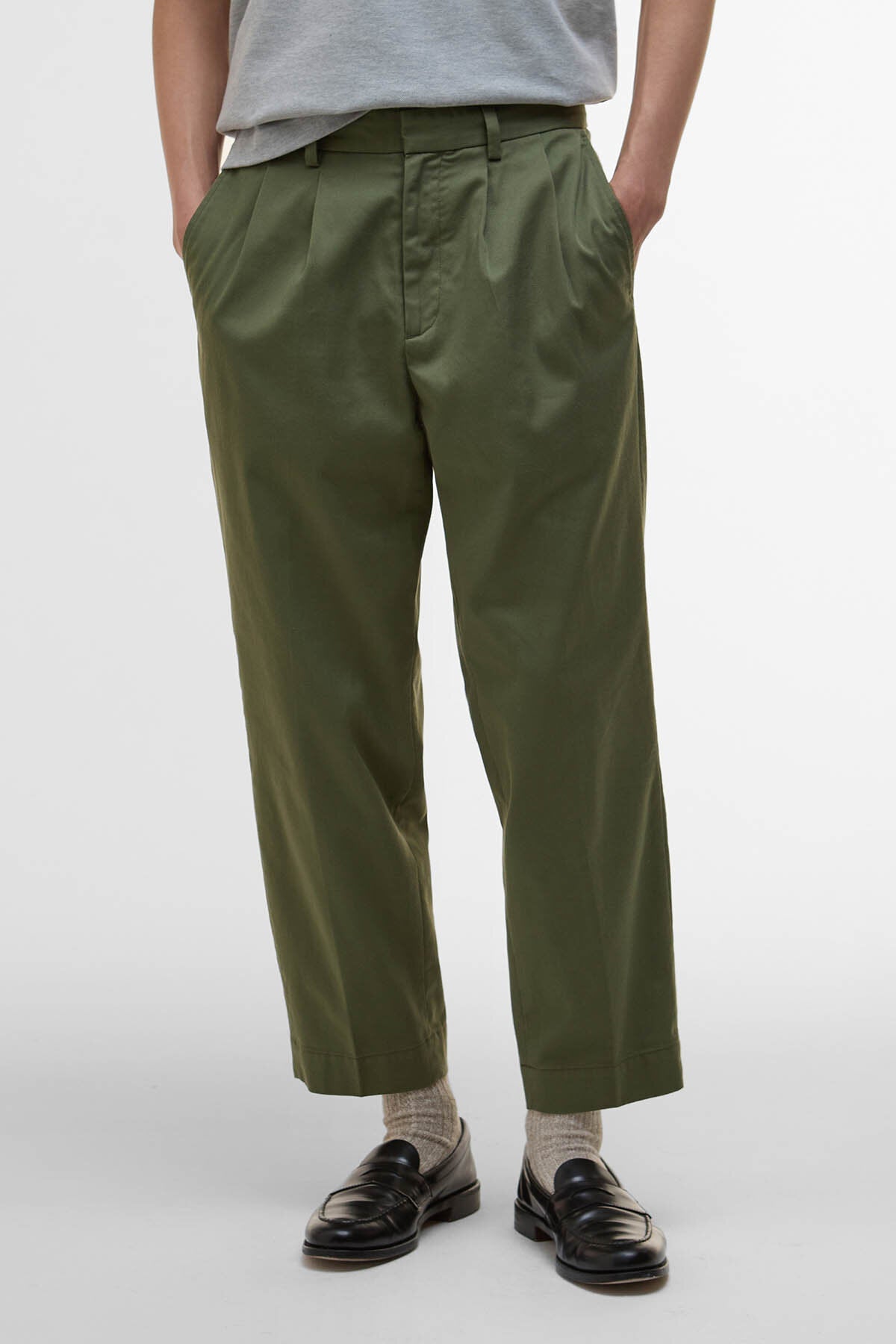 Ted Relaxed Chinos - OLIVE
