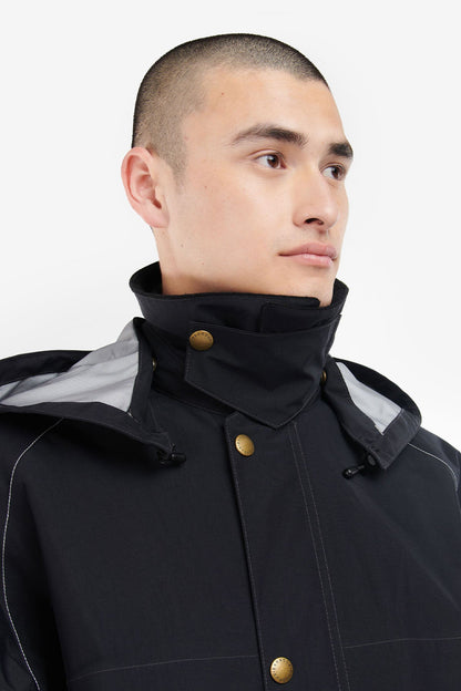 And Wander 3l Jacket - BLACK